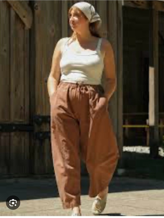 Shelter Pants - Shelter Jules plus size cotton pant in color chocolate.